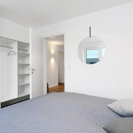 Penthouse Deluxe *
