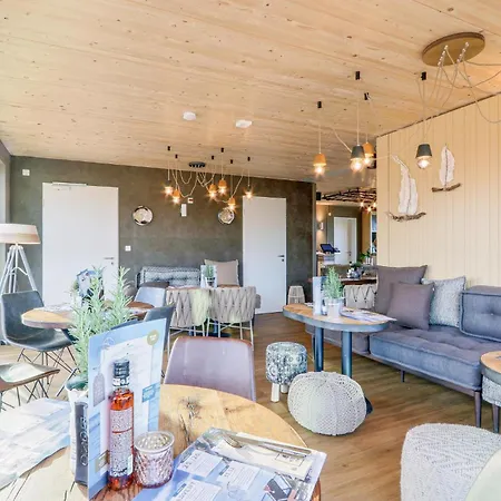 Penthouse Deluxe